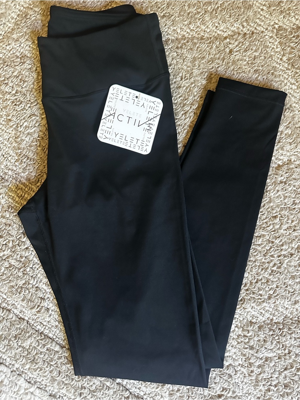 Yelete Black High-Rise Active Leggings